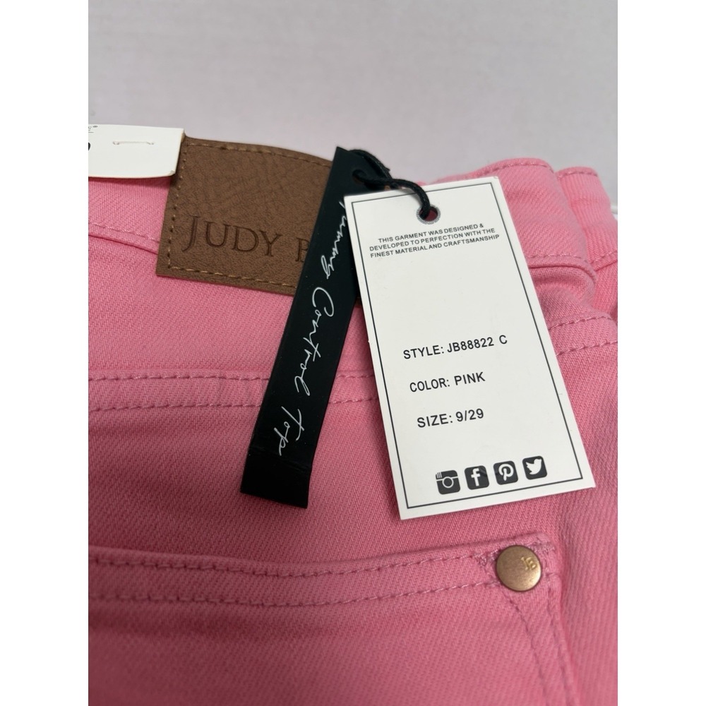 Judy Blue NWT Hi-Rise Control Top Pink Wide Leg Crop Jean Size 9/29 Style #88822 - Picture 2 of 7